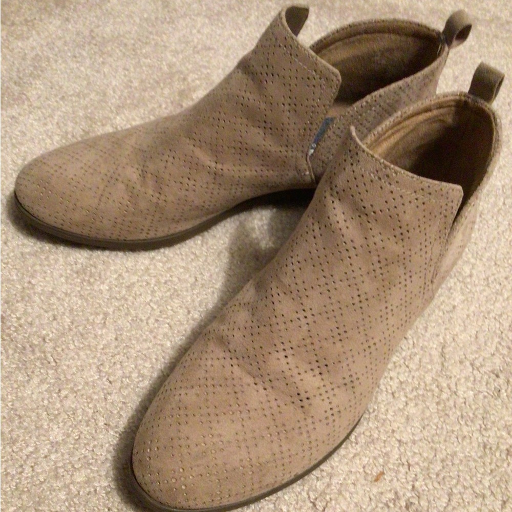 Dr. Scholls booties